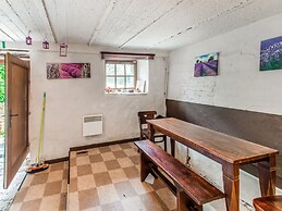 Cosy Holiday Home in Cherain near Forest
