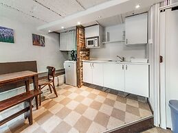 Cosy Holiday Home in Cherain near Forest