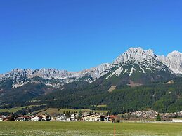 Detached Holiday Home in Ellmau Near the Ski Lift