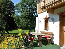 Detached Holiday Home in Ellmau Near the Ski Lift