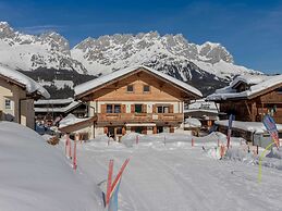 Unique Chalet in the Center of Elmau Near the Ski Lift