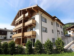 Apartment Near the ski Slope in Brixen