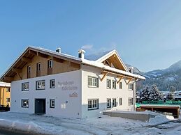 Apartment Near the ski Slope in Brixen