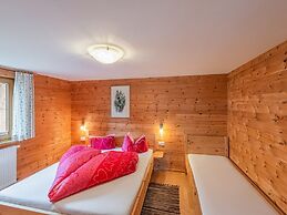 Cozy Apartment in Fendels near Ski Area