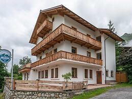 Beautiful Holiday Home Near St Anton Am Arlberg With Sauna