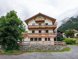 Beautiful Holiday Home Near St Anton Am Arlberg With Sauna