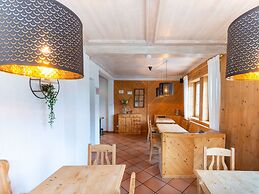 Beautiful Holiday Home Near St Anton Am Arlberg With Sauna