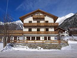 Beautiful Holiday Home Near St Anton Am Arlberg With Sauna