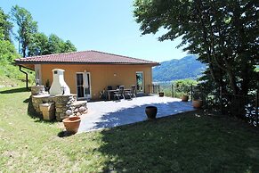 Apartment Directly on Lake Ossiach in Carinthia