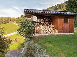 Cosy Holiday Home With Private Pool