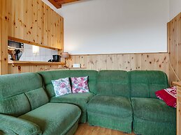 Cosy Holiday Home With Private Pool