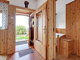 Cosy Holiday Home With Private Pool
