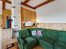 Cosy Holiday Home With Private Pool