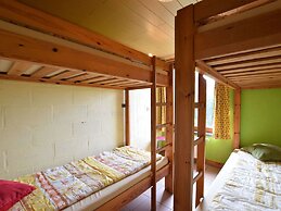 Quaint Cottage In Petite Langlire with Hot Tub