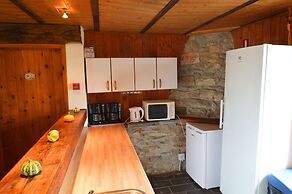 Quaint Cottage In Petite Langlire with Hot Tub