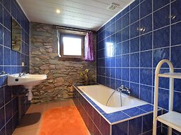 Quaint Cottage In Petite Langlire with Hot Tub
