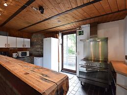 Quaint Cottage In Petite Langlire with Hot Tub