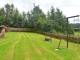 Quaint Cottage In Petite Langlire with Hot Tub