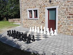 Pleasant Holiday Home in Erezée Ardennes with Hot Tub, Sauna