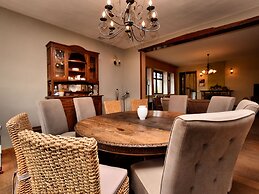 Pleasant Holiday Home in Erezée Ardennes with Hot Tub, Sauna