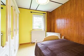 Charming Cottage in Chiny