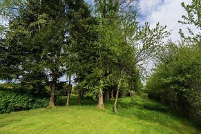 Charming Cottage in Chiny