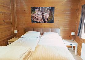 Cosy Chalet in Odeigne with Hot Tub