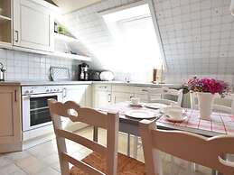 Elegant Holiday Home in Kröpelin near Horse Riding