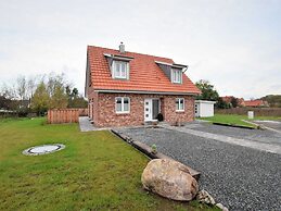 Holiday Home in Gross Schwansee With Sauna