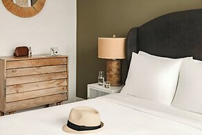 Sonder by Marriott Bonvoy 17WEST Apartments