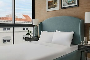 Sonder by Marriott Bonvoy 17WEST Apartments