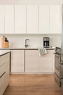 Sonder by Marriott Bonvoy 17WEST Apartments