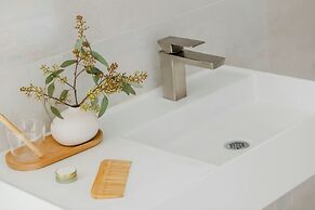 Sonder by Marriott Bonvoy 17WEST Apartments