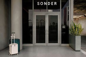 Sonder by Marriott Bonvoy 17WEST Apartments