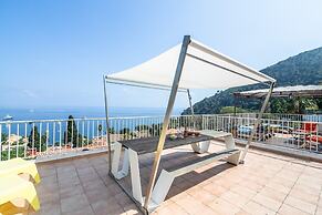 Elegant Seaside Villa in Eze