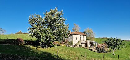 Hilltop Haven in Parlan