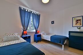 Apartment 1811