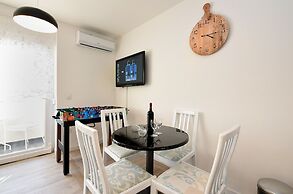 Apartment 1811