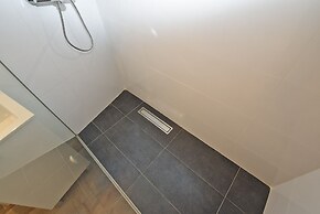 Apartment 1811