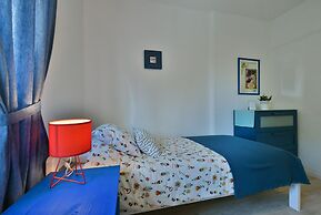 Apartment 1811