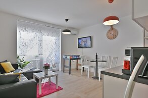 Apartment 1811