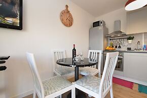 Apartment 1811