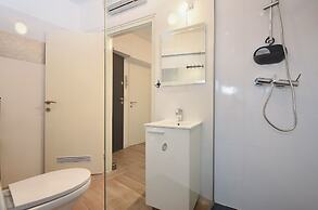 Apartment 1811