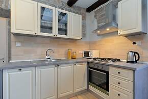 Apartment 1814
