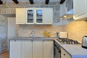 Apartment 1814