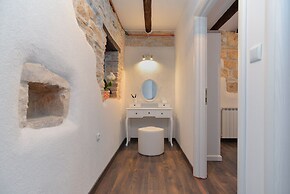 Apartment 1814