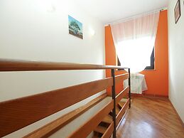Apartment 1862