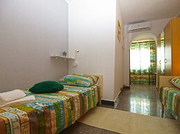Apartment 1862