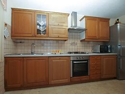 Apartment 1862