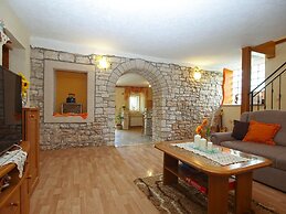 Apartment 1862
